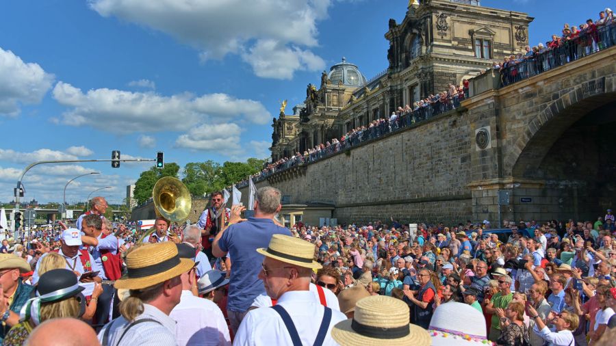 Dixieland jetzt erst recht!, Terrassenufer,